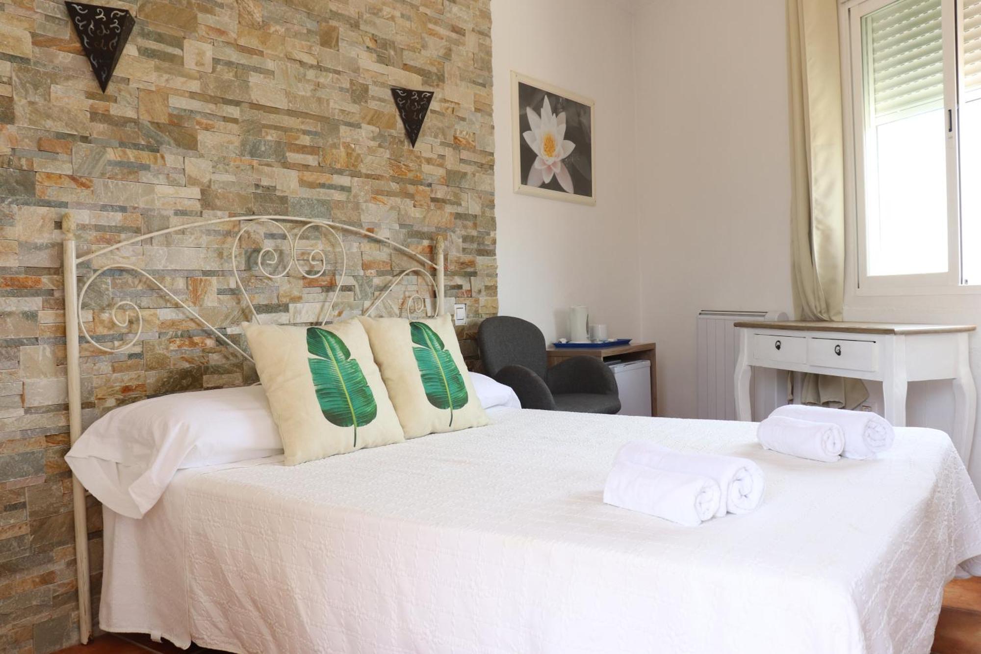 Hostal La Paloma II Calpe Ngoại thất bức ảnh