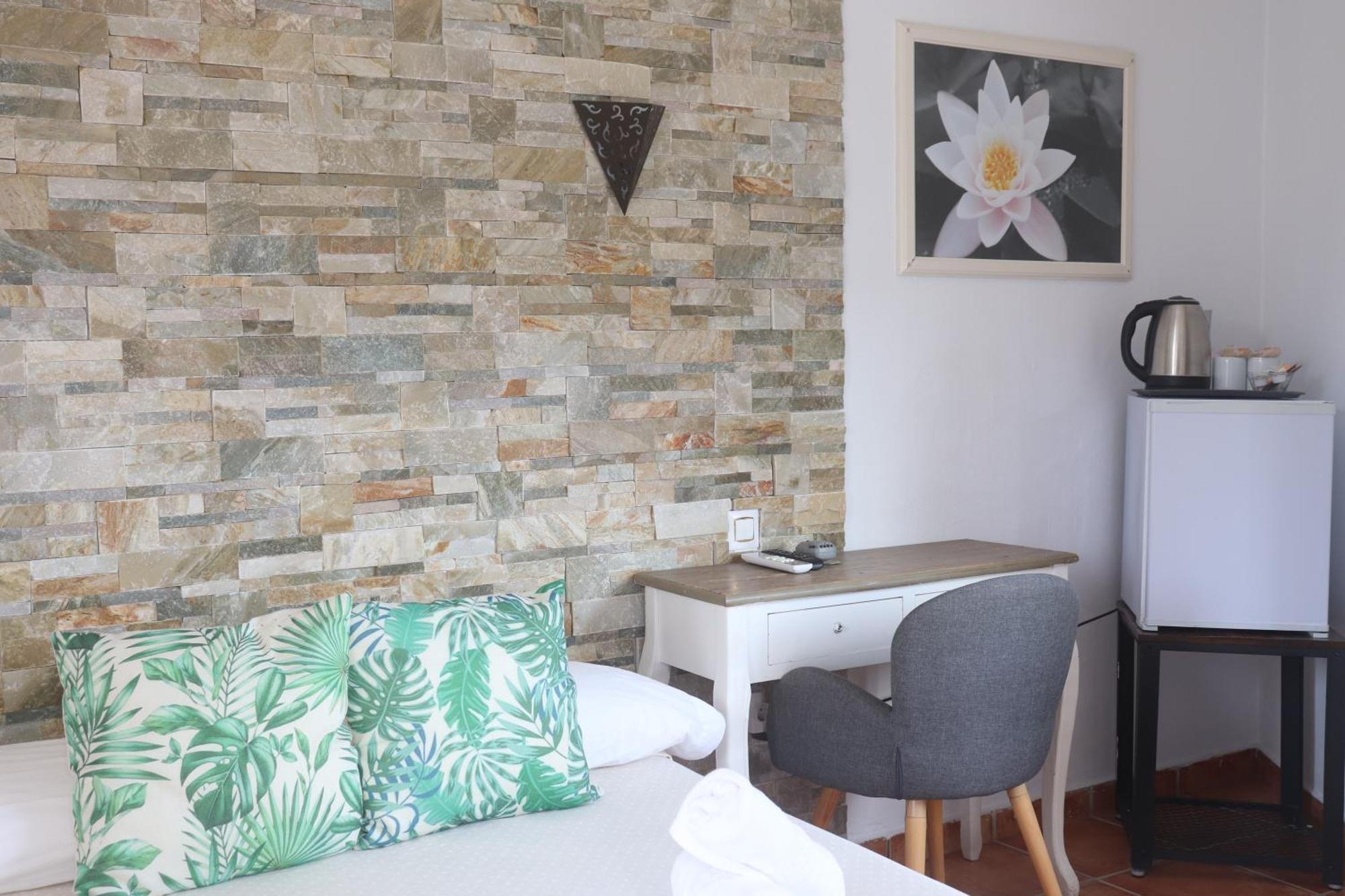 Hostal La Paloma II Calpe Ngoại thất bức ảnh