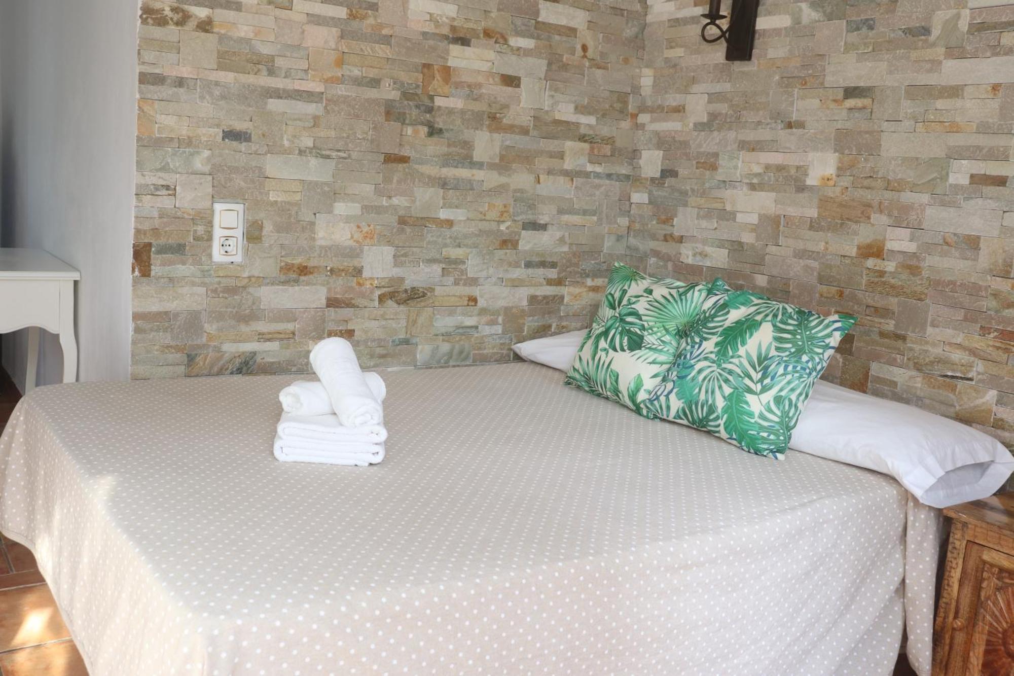 Hostal La Paloma II Calpe Ngoại thất bức ảnh