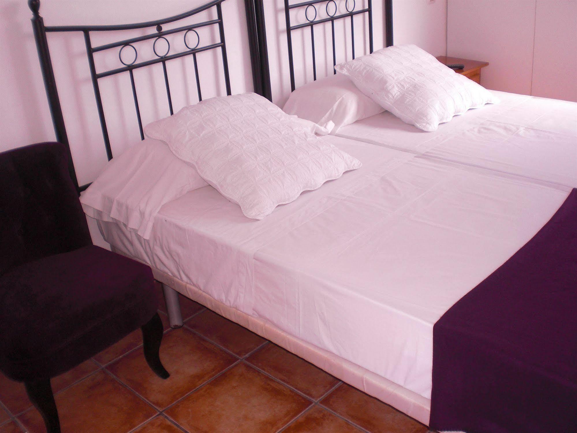 Hostal La Paloma II Calpe Ngoại thất bức ảnh