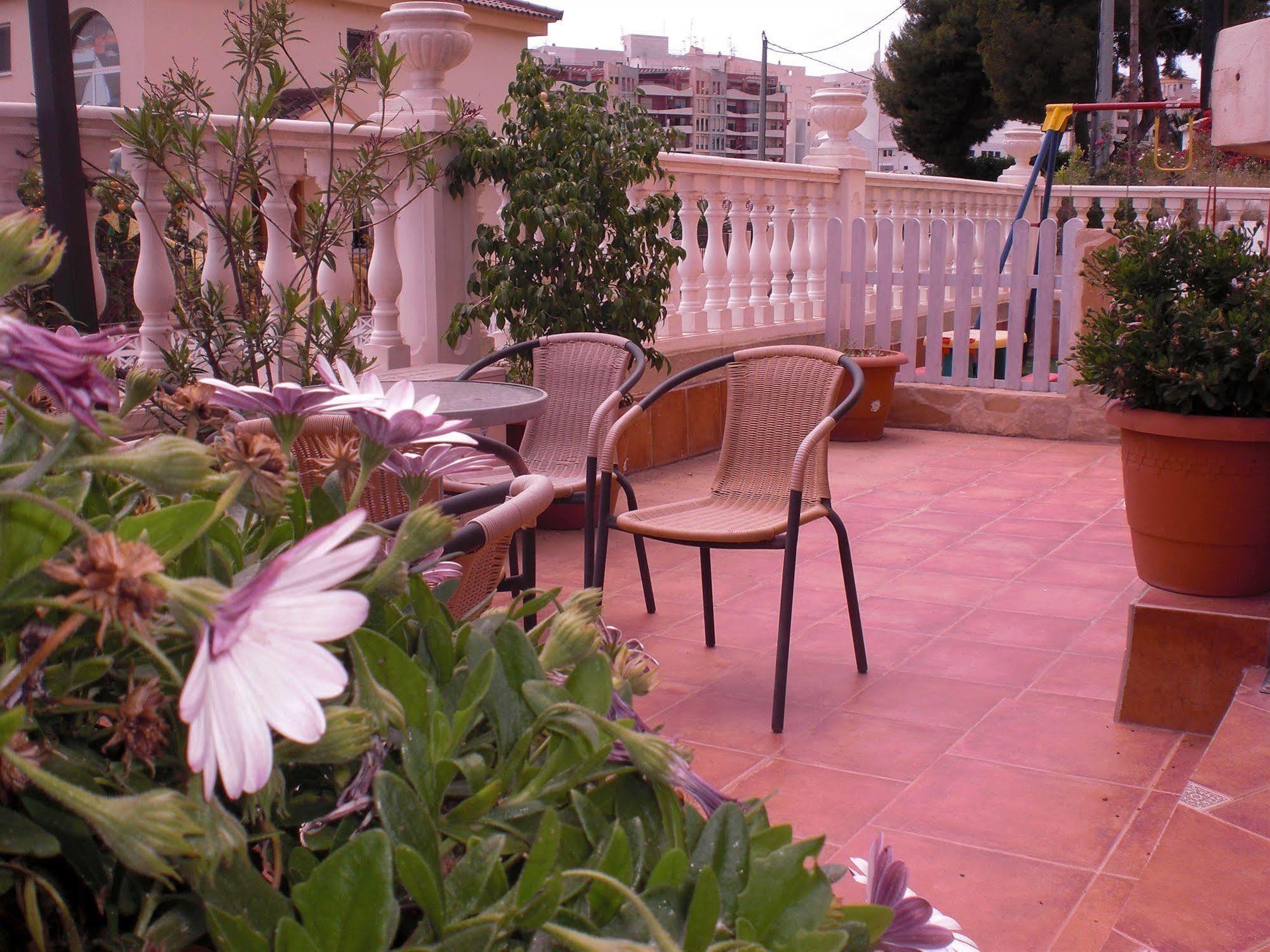 Hostal La Paloma II Calpe Ngoại thất bức ảnh